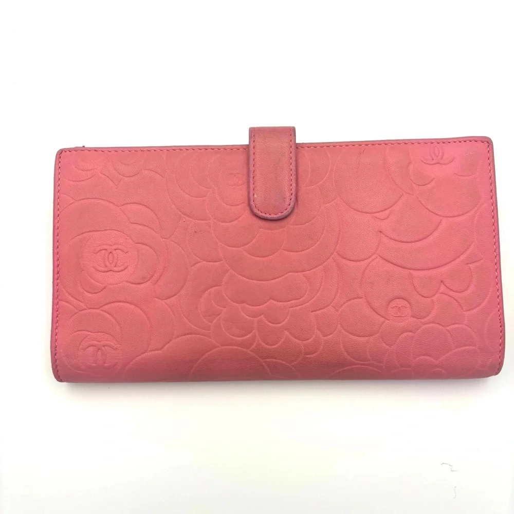 Chanel‎ Pink Floral Camellia Wallet